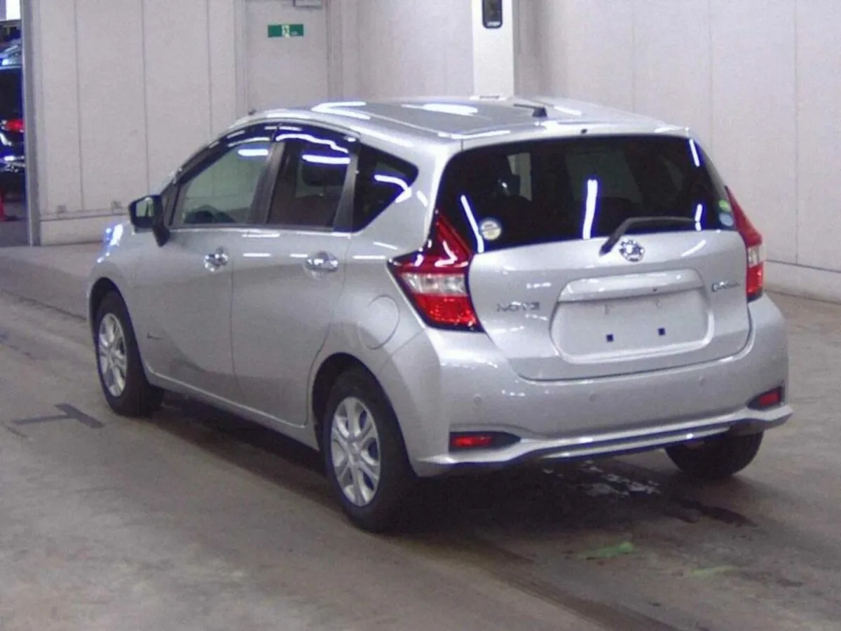 Nissan Note E-POWER HYBRID - PUSH START/STOP BUTTO - Image 2