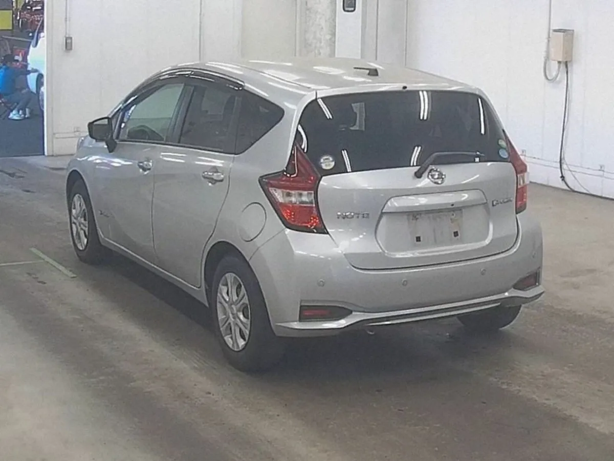 Nissan Note E-POWER HYBRID - PUSH START/STOP BUTTO - Image 2