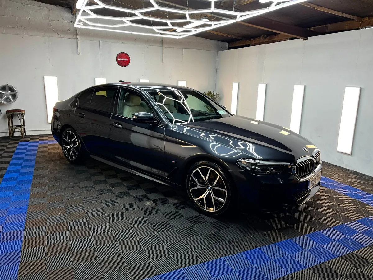 BMW 520D M-Sport *High Spec/Sophisto Grey