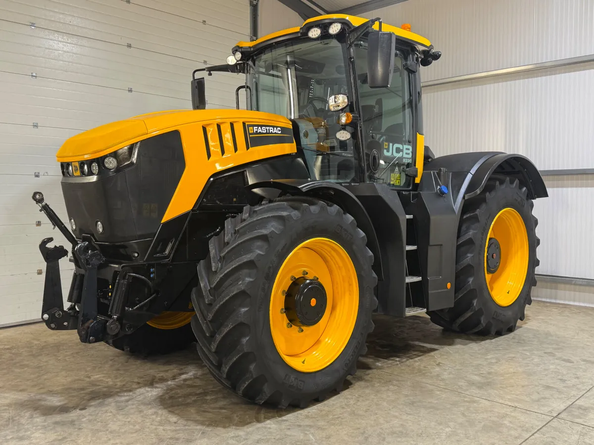 JCB 8330 Fastrac - Image 2