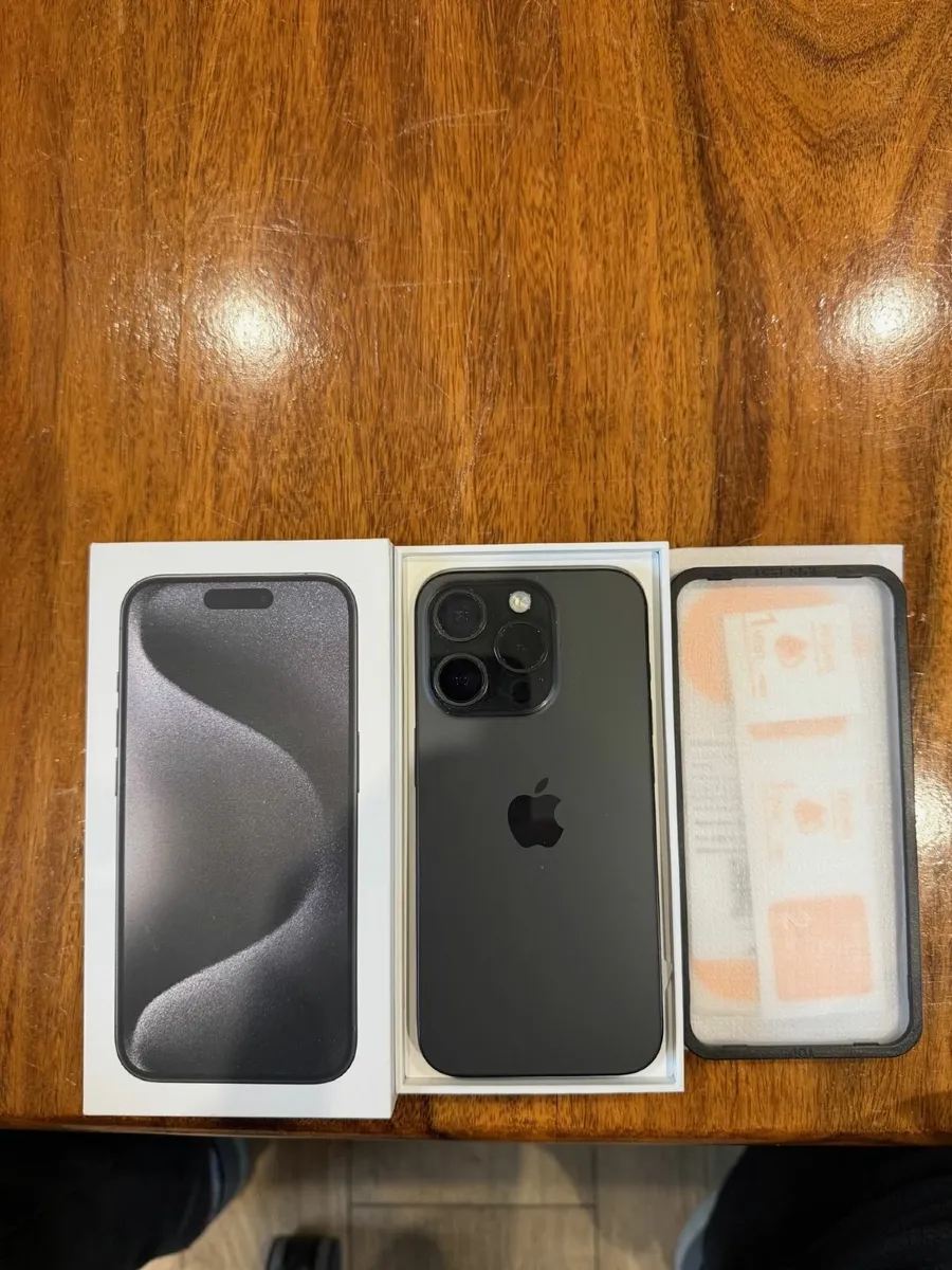 IPHONE 15 Pro - Image 2