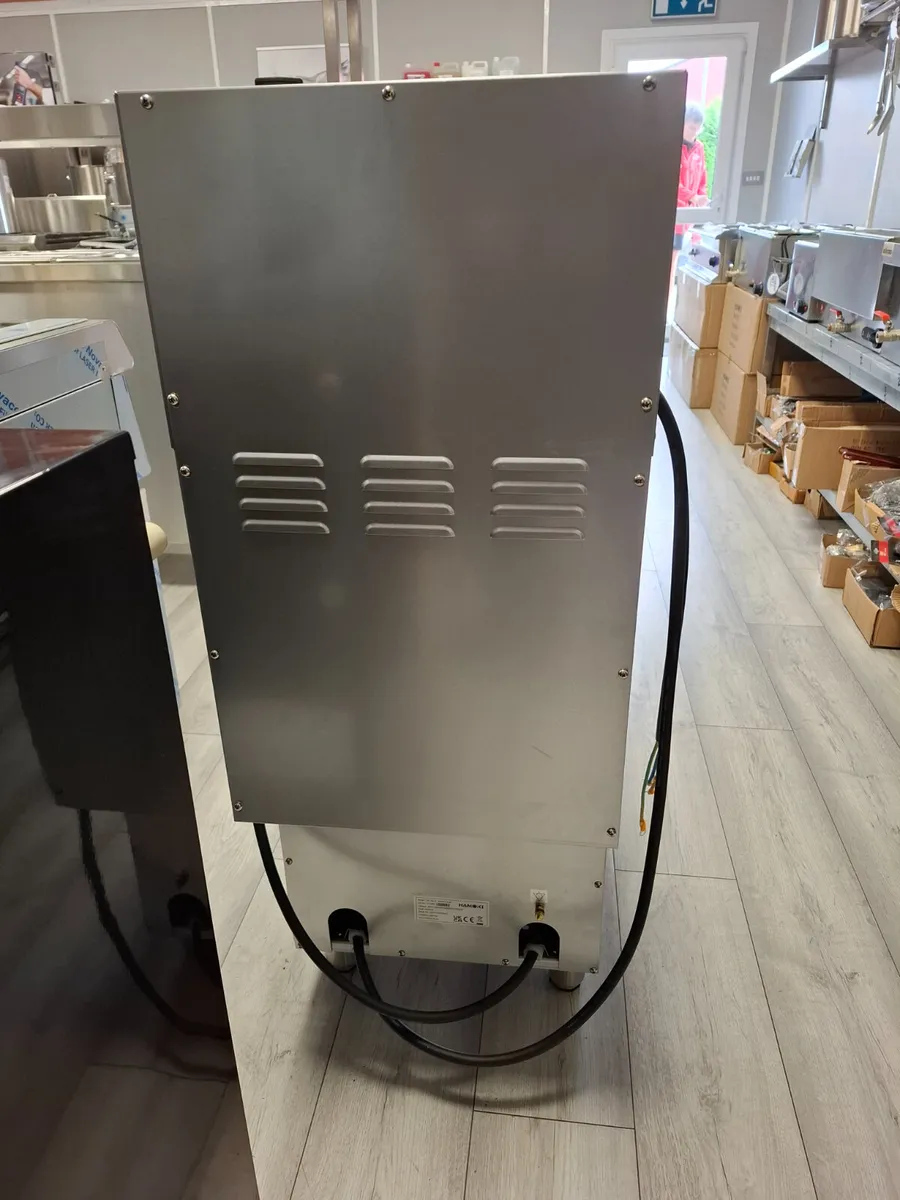 Twin tank commercial fryer electric 2 x 10L tanks - Image 4