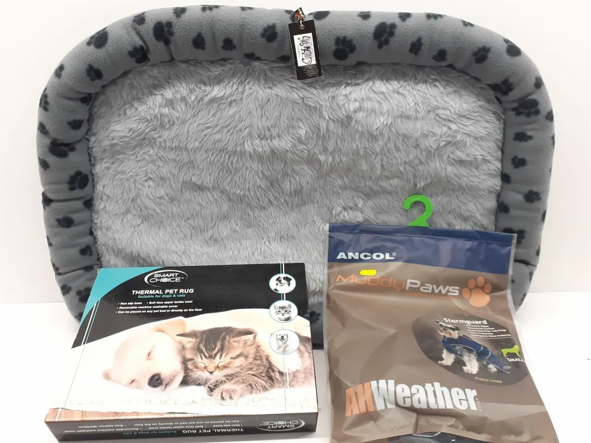 Online Auction Of A Goodie box & More! - Image 2