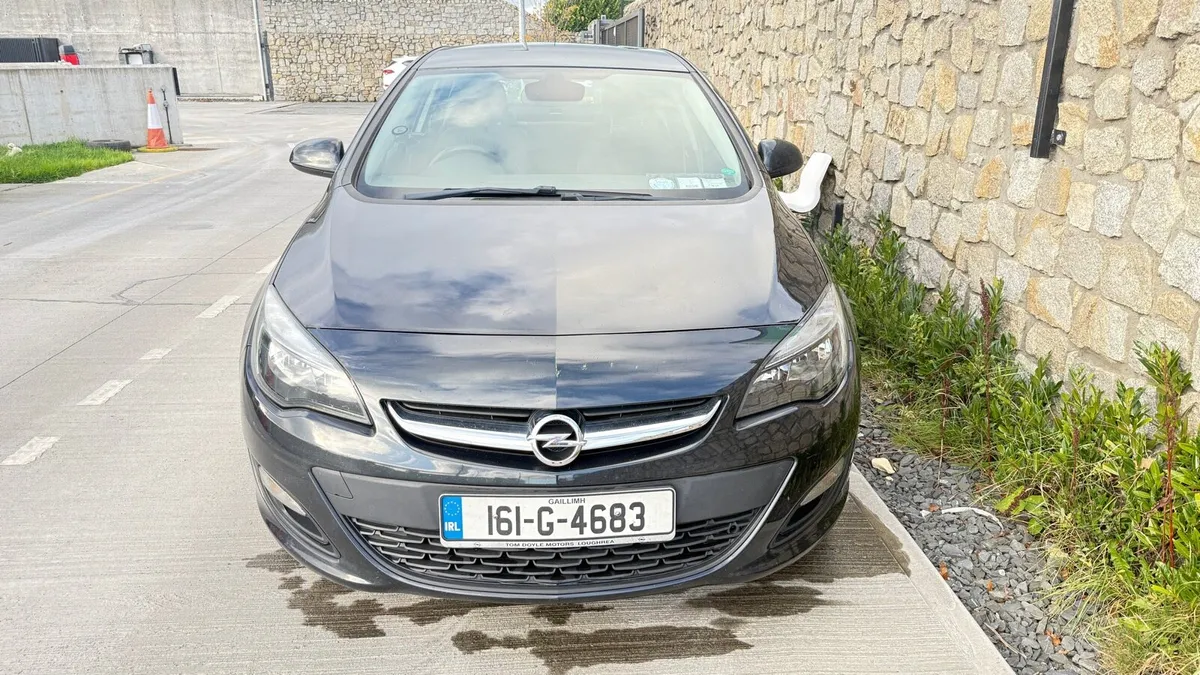 Opel - Image 1