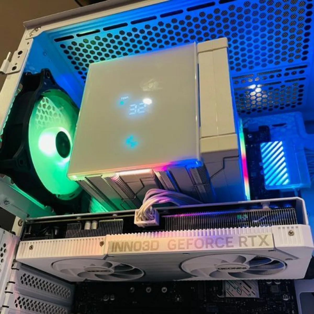 PC Gaming i9-14900KF, RTX 5060 Ti, 32GB DDR5🎁🎄 - Image 4