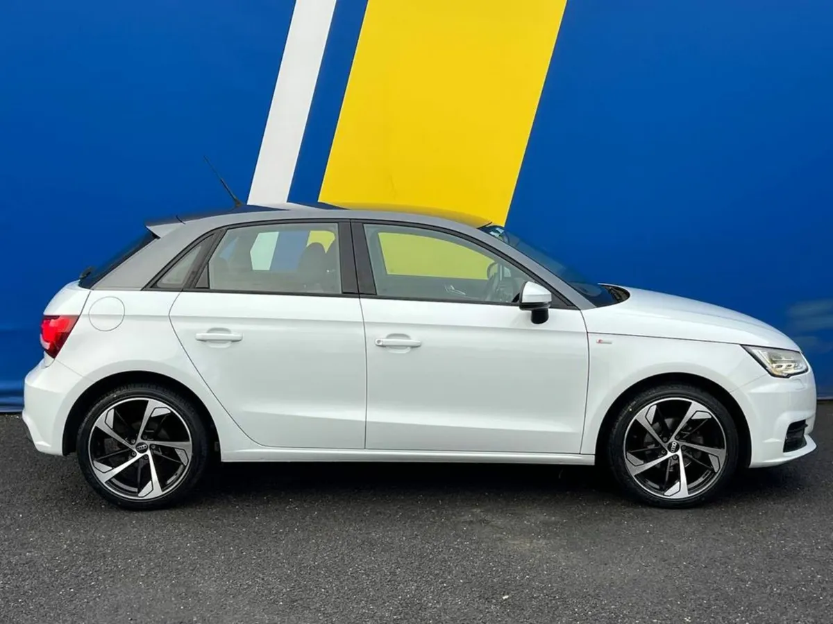 Audi A1 S-LINE PACK 1.0 TFSI // NEW 17" ALLOYS // - Image 2