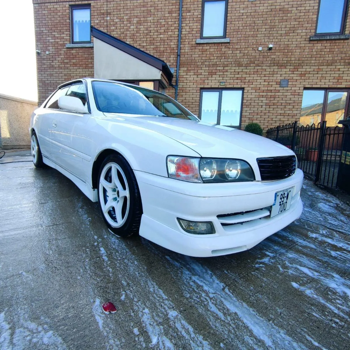 Toyota Chaser v 5 speed manual - Image 1