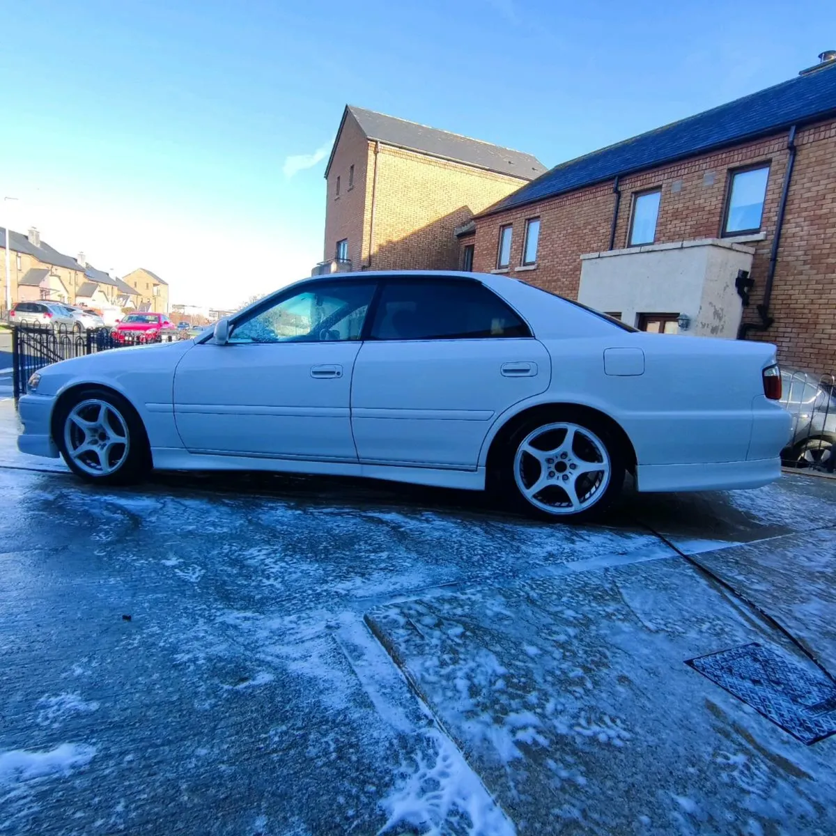 Toyota Chaser v 5 speed manual - Image 3