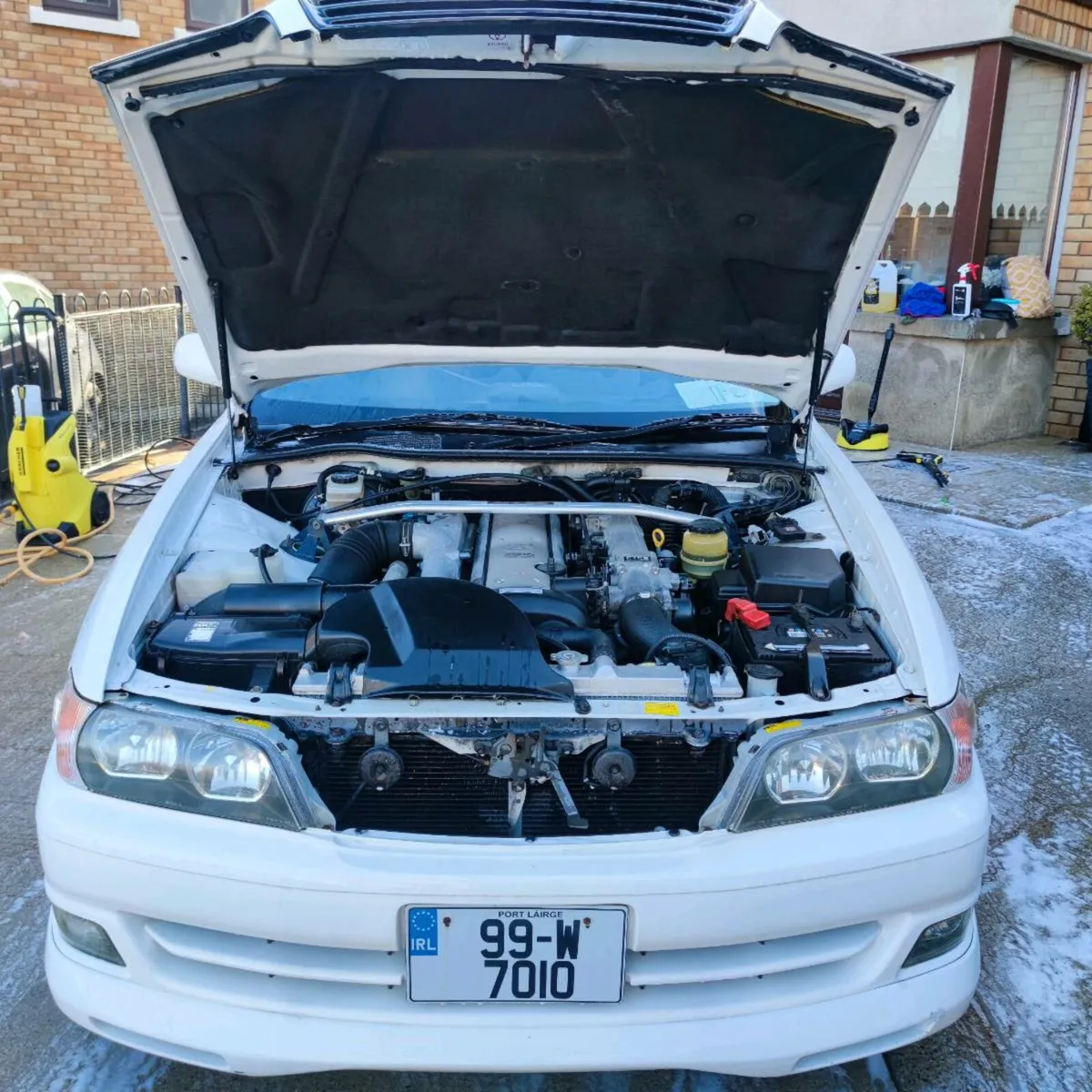 Toyota Chaser v 5 speed manual - Image 4