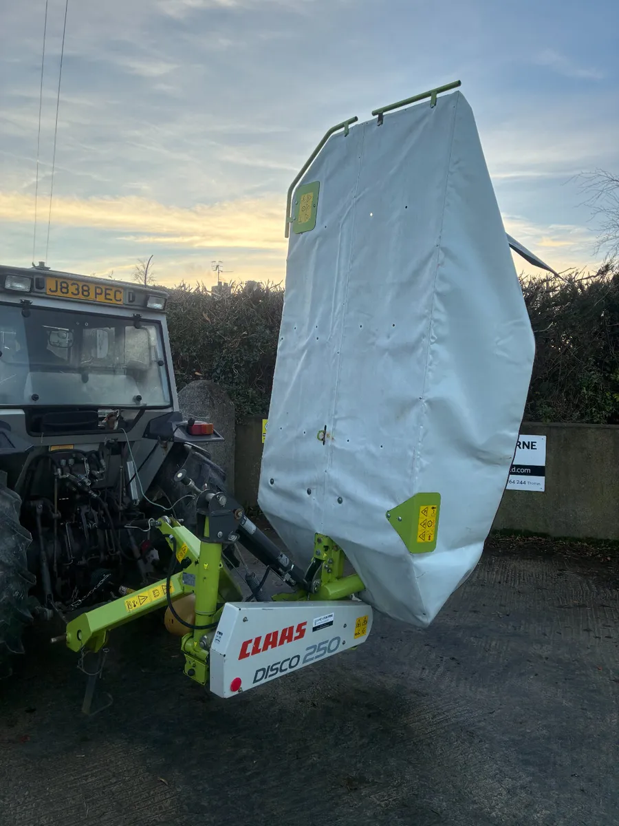 Class Disco 250 Mower - Image 1