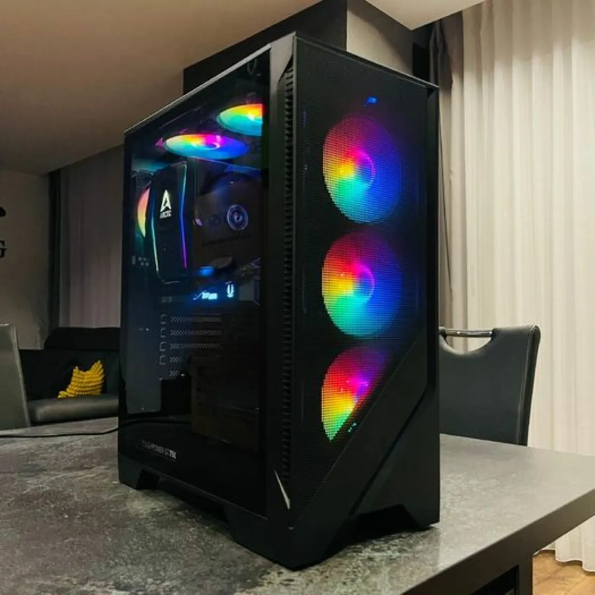 PC Gaming Ryzen 7 7800X3D, RTX 5070, 32GB DDR5🎄🎁 - Image 3