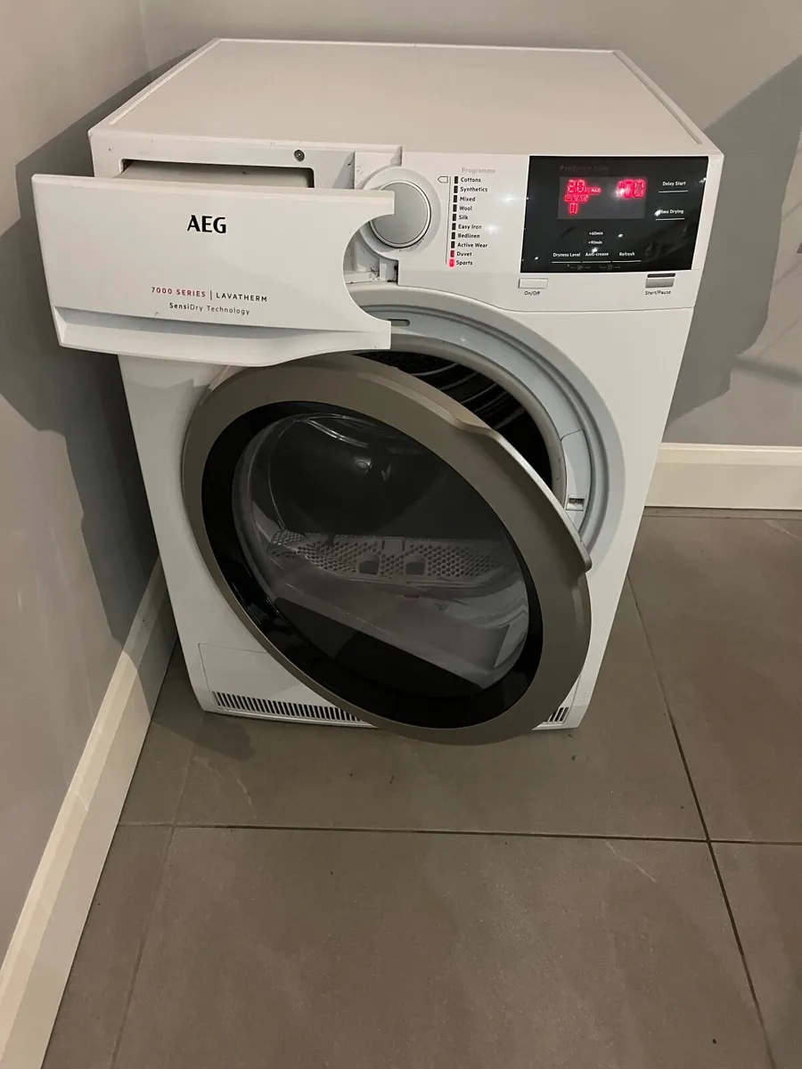 Aeg 10kg condenser tumble dryer - Image 2