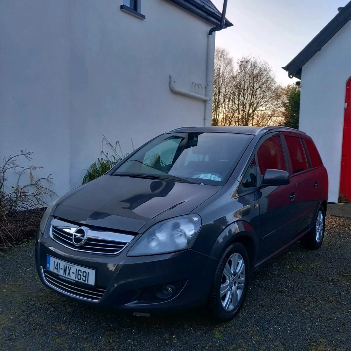 Open Zafira Club 1.7D manual 6 speed 7 seats - Image 2