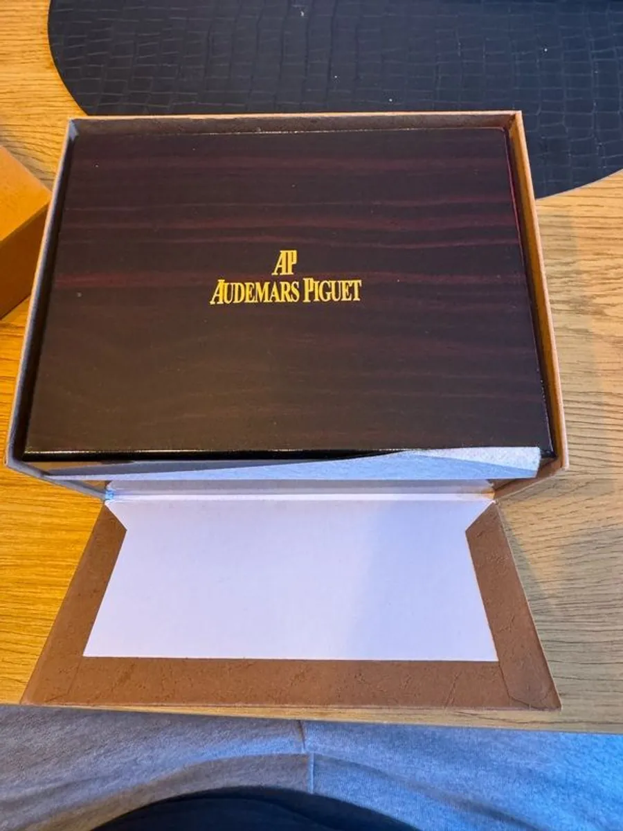 Mens watch - Image 2