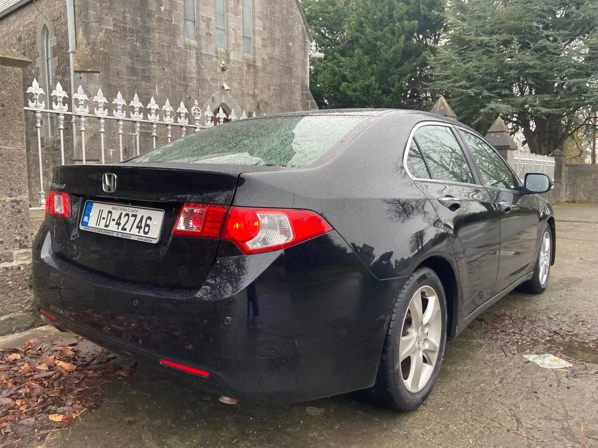 2011 Honda Accord EX Diesel Immaculate - Image 2