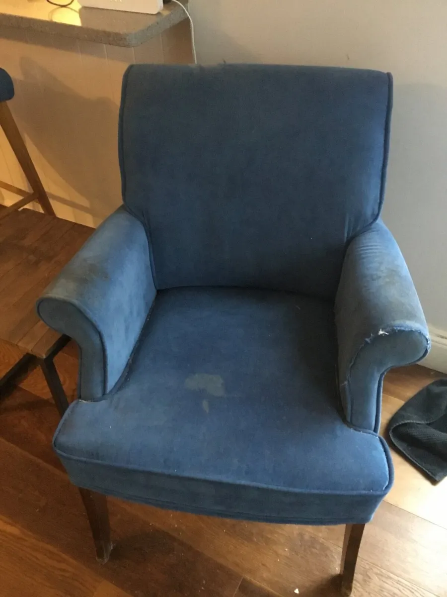 Blue chair free