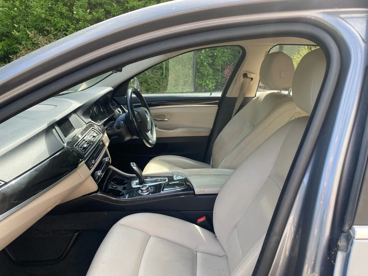 BMW 5-Series 2016 - Image 4