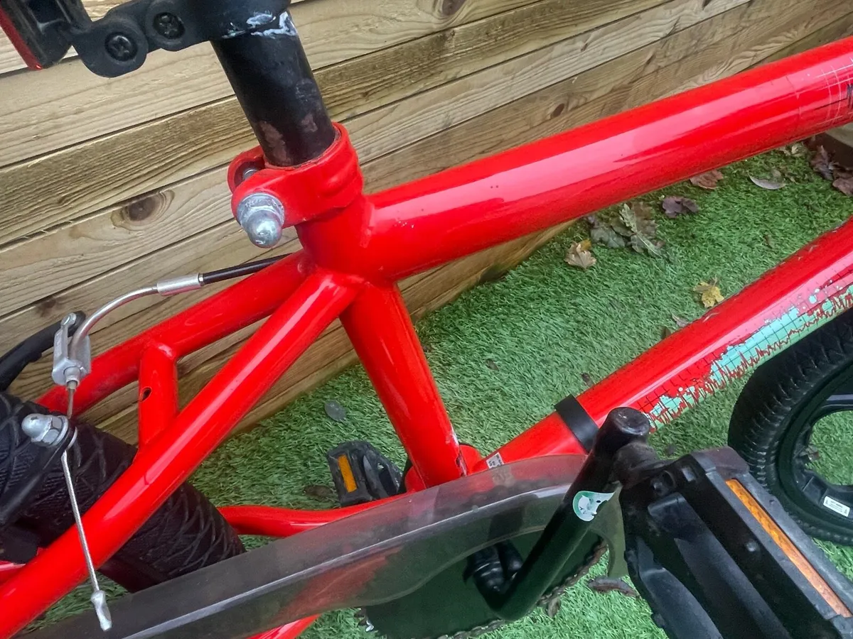 BMX X rated stunt bike - Image 4