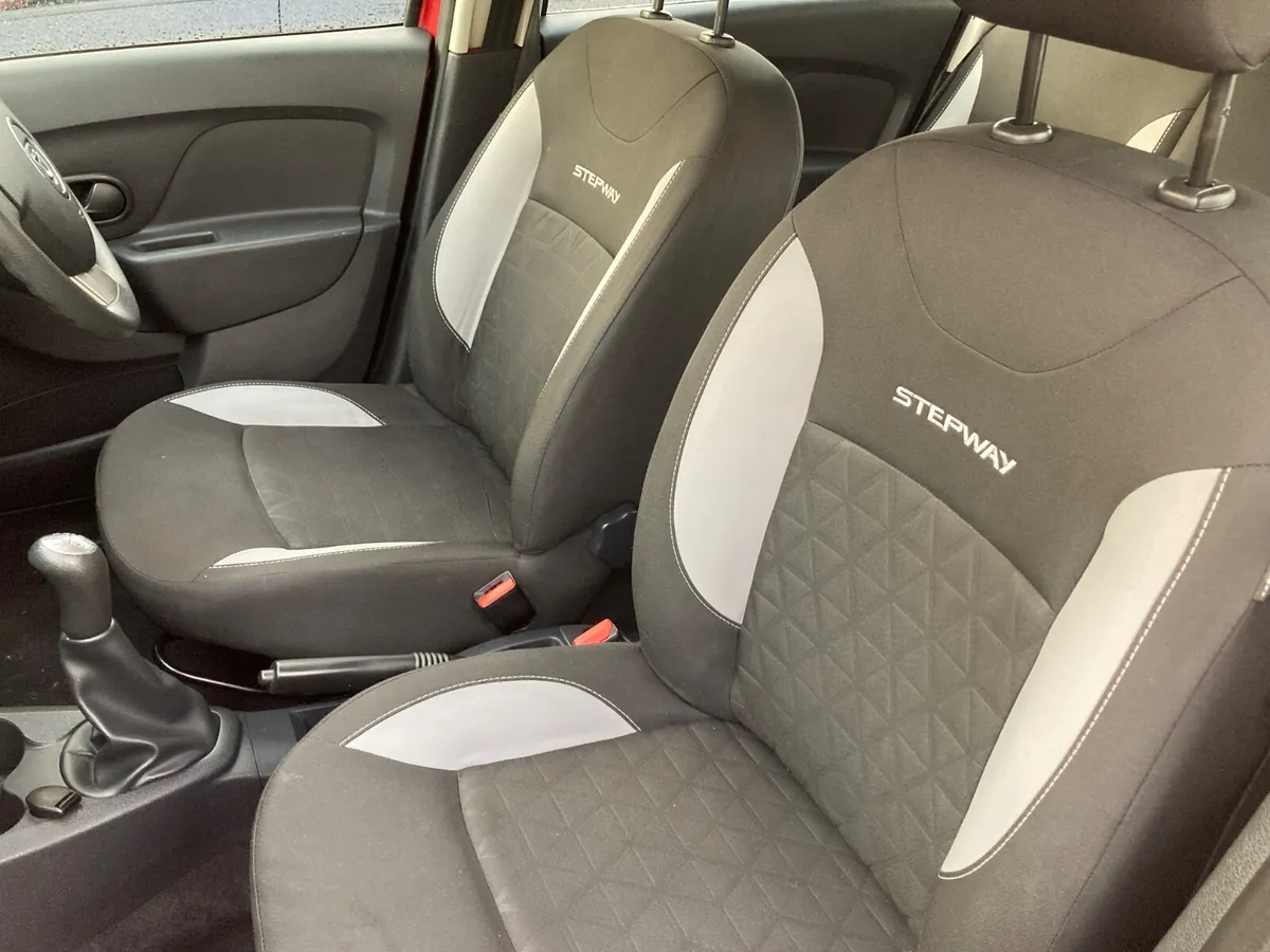 Dacia Sandero Stepway 2013 Petrol - Image 4