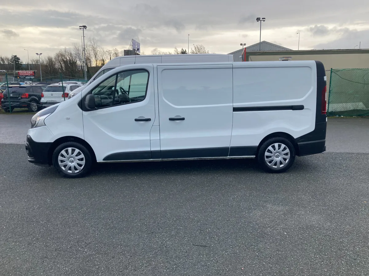 Renault Trafic 2021 - Image 4