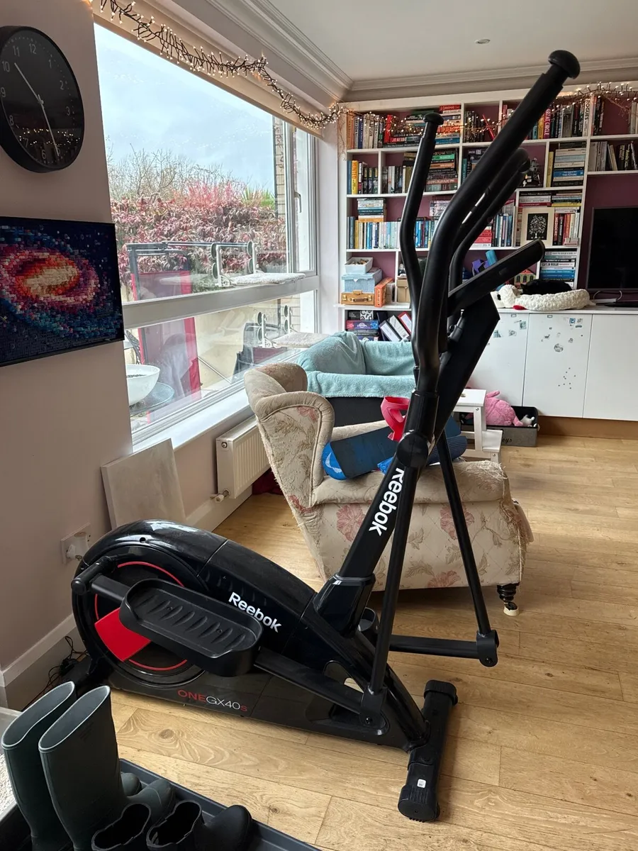 Reebok Cross Trainer - Image 1