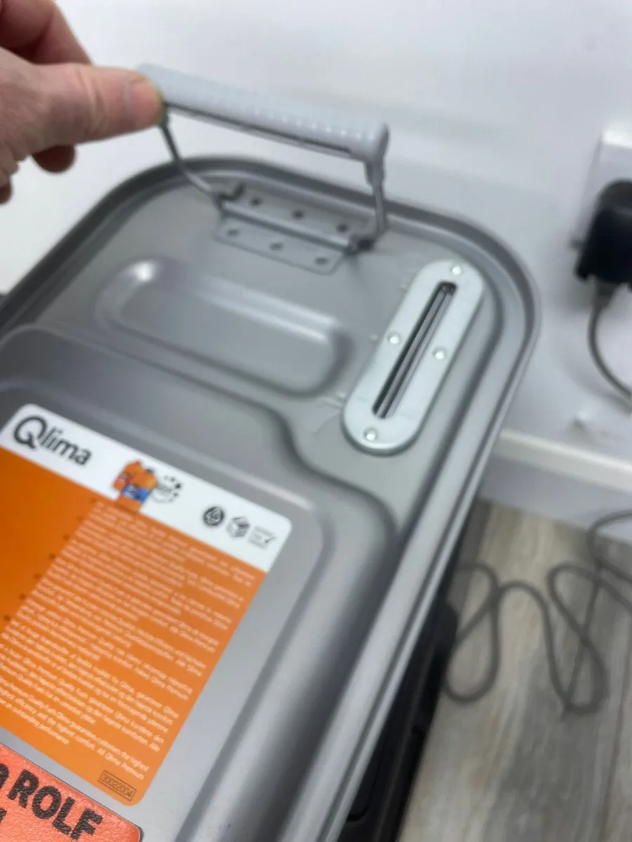 Qlima 4.6 ROLF Paraffin Heaters – Free  Delivery - Image 4