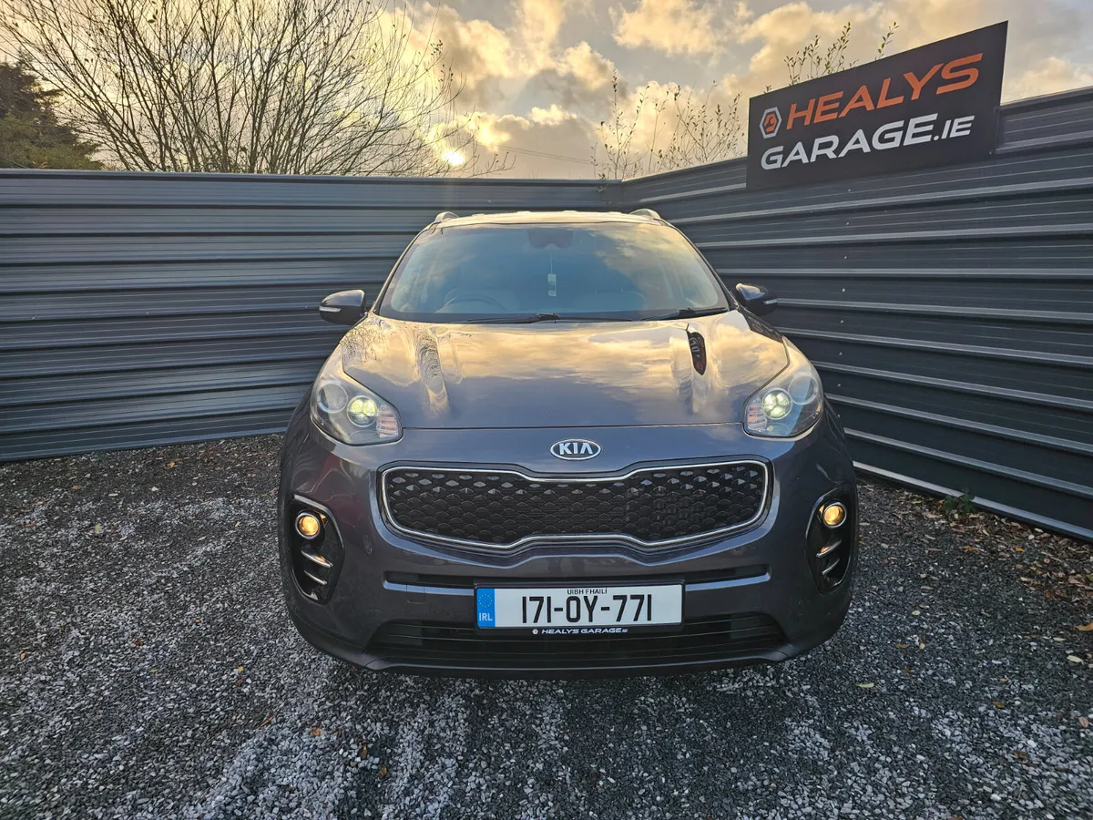 2017 Kia Sportage Platinum - Image 2