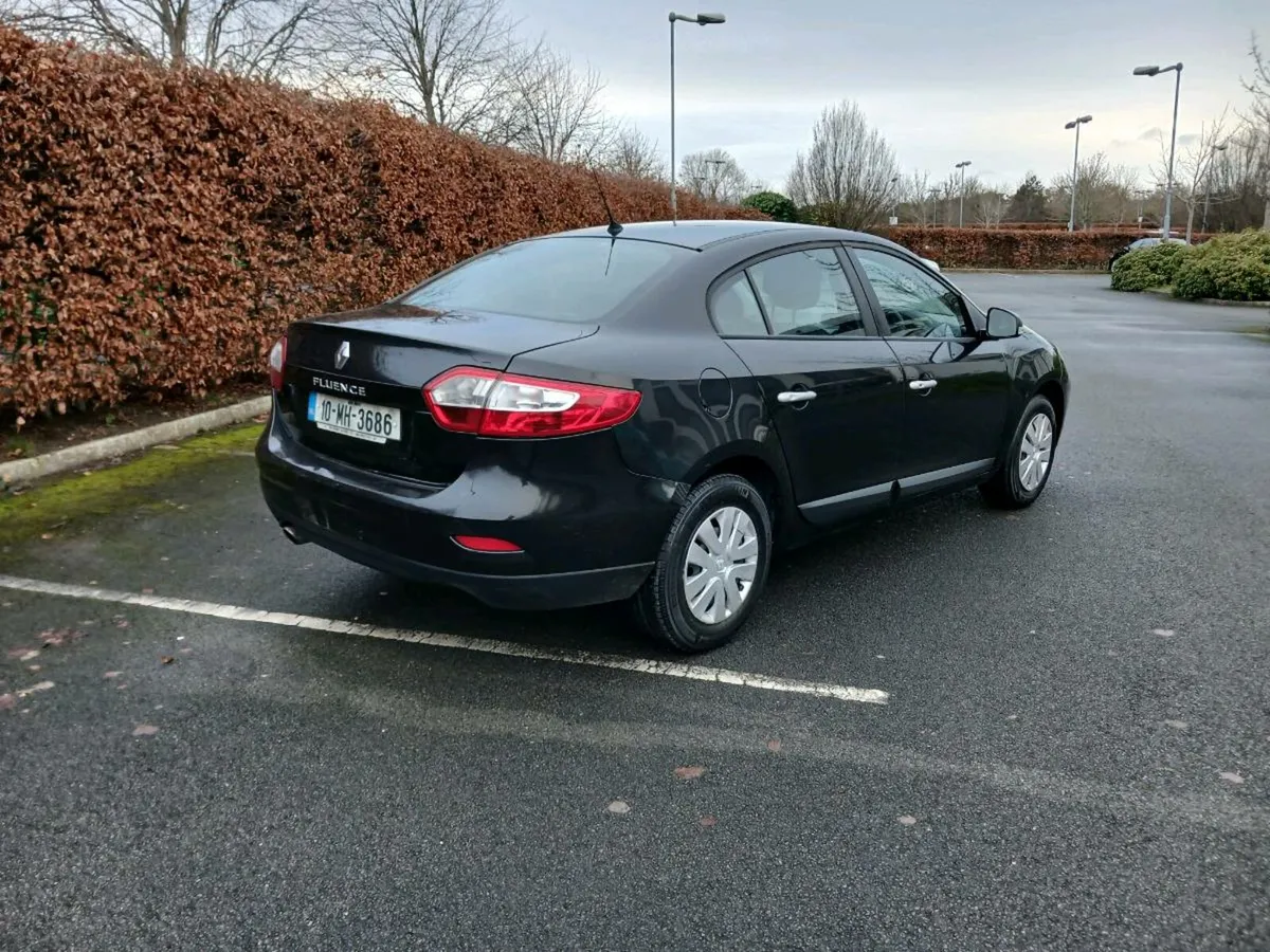 Renault Fluence1.5 Dci 5 Sp Man - Image 3
