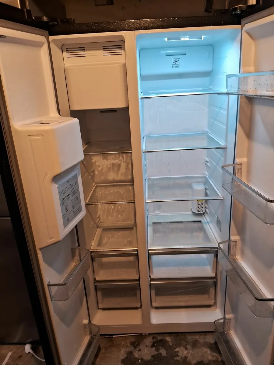 BRAND NEW AMERICAN FRIDGE AND FREEZER - Image 3