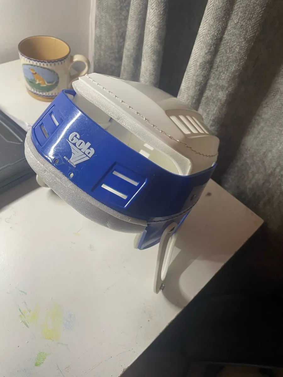 Gola helmet - Image 1