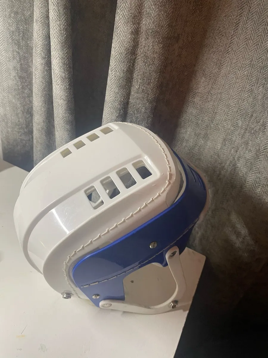 Gola helmet - Image 2