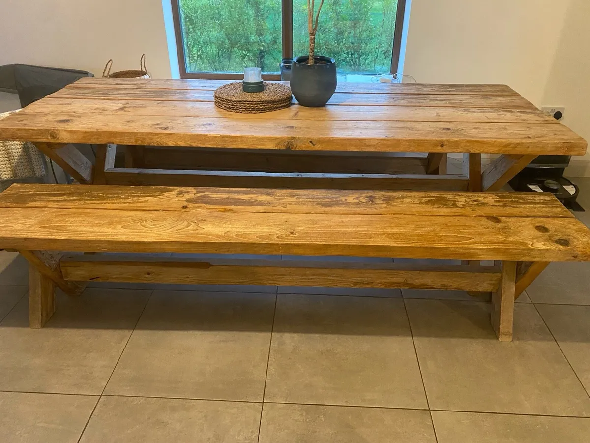 Dining table - Image 3