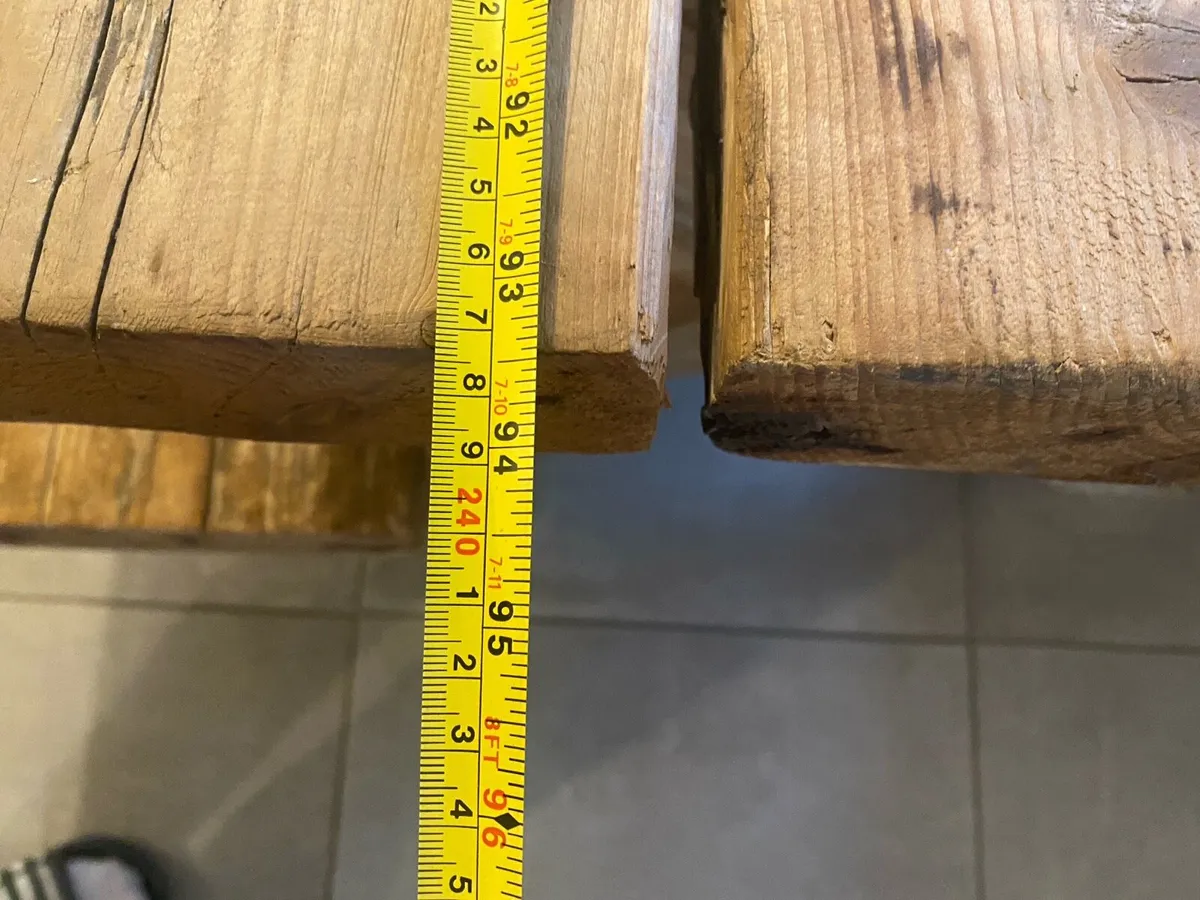 Dining table - Image 4