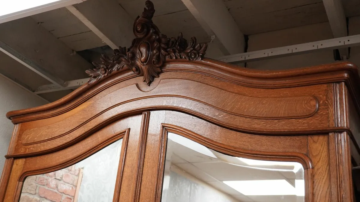 Grand Palais_Antique French Armoire / Wardrobe - Image 3