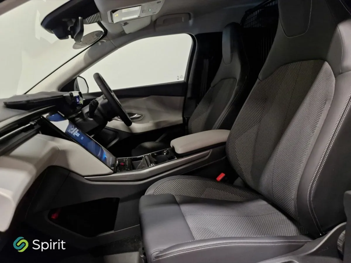 Ford Explorer VAN 600km Range 286PS RWD* CALL STEV - Image 3