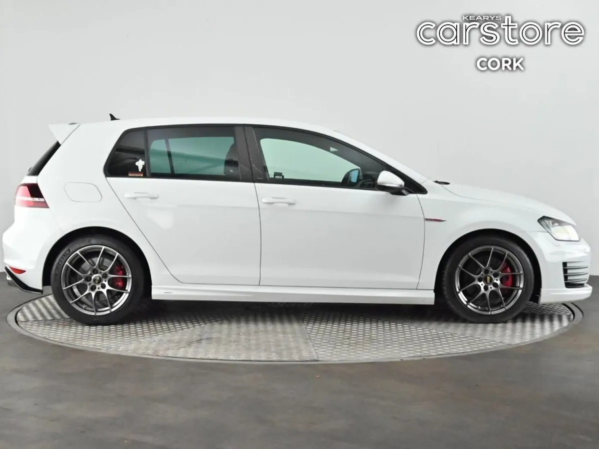 Volkswagen Golf 2.0 GTI Auto - Image 3