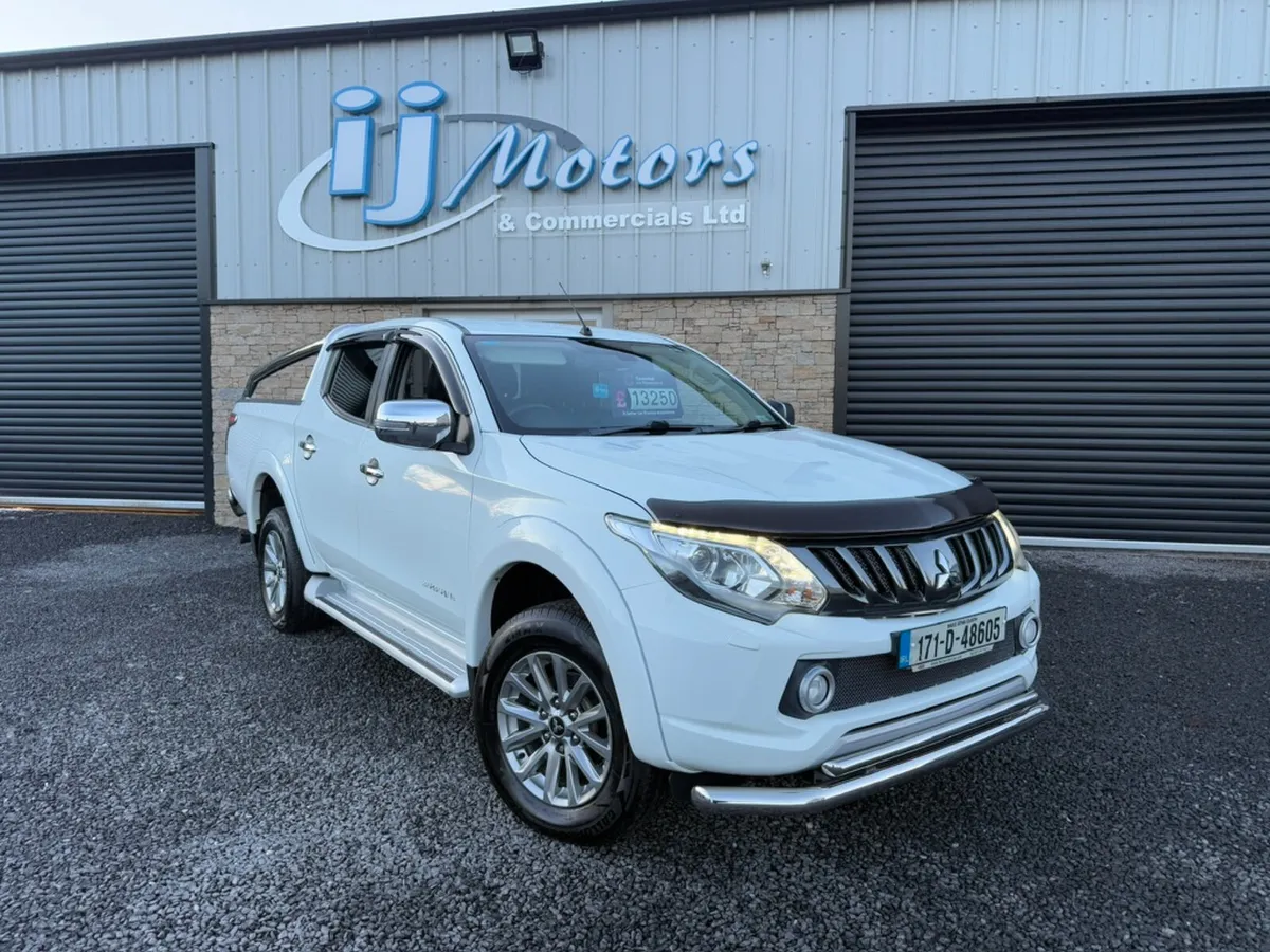 17 MITSUBISHI L200 BARBARIAN 2.4 DI-D 178 BHP - Image 1