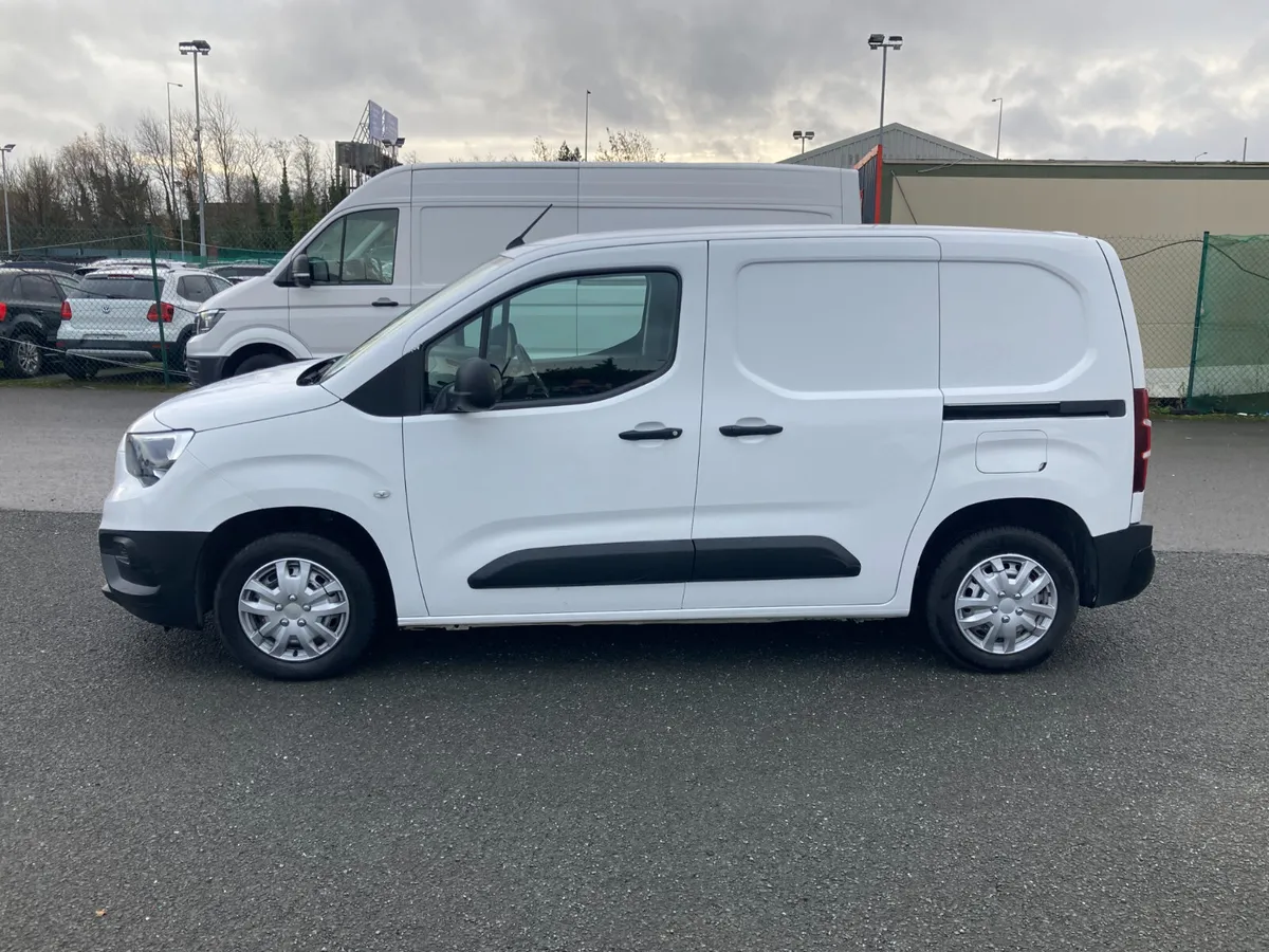 Opel Combo 2021 - Image 4