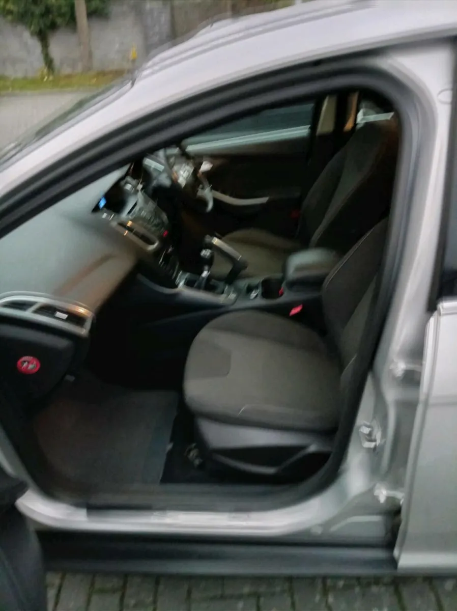 2012 Ford Focus 1.6 TDCI TITANIUM - Image 3