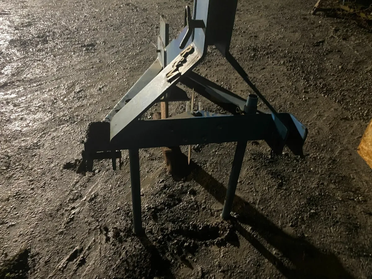 R M mole drainer plough - Image 1