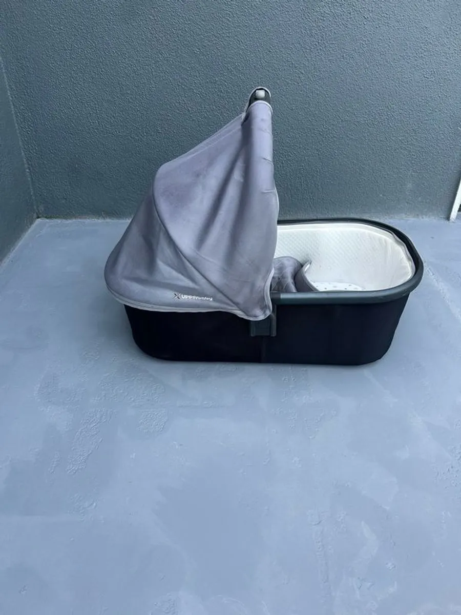 Buggy - UPPAbaby bassinet - Image 1