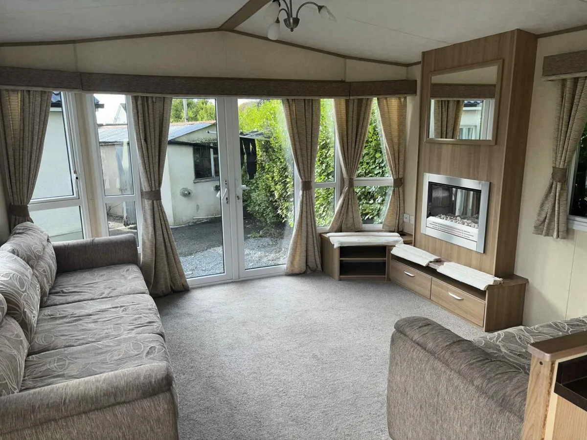 28 x 12  Mobile derwart - Image 1