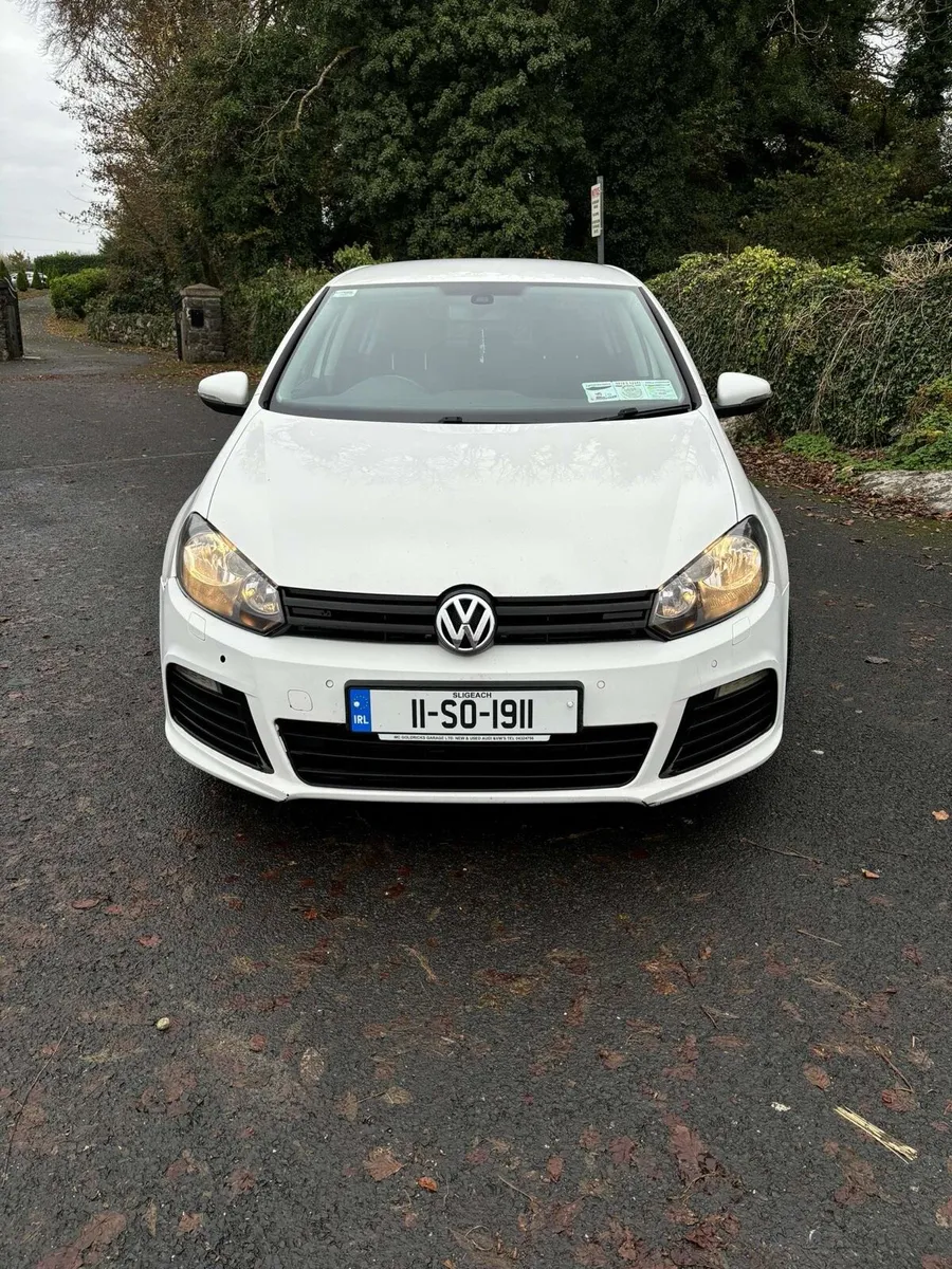 VW Golf 2011 1.6TDI - Image 2