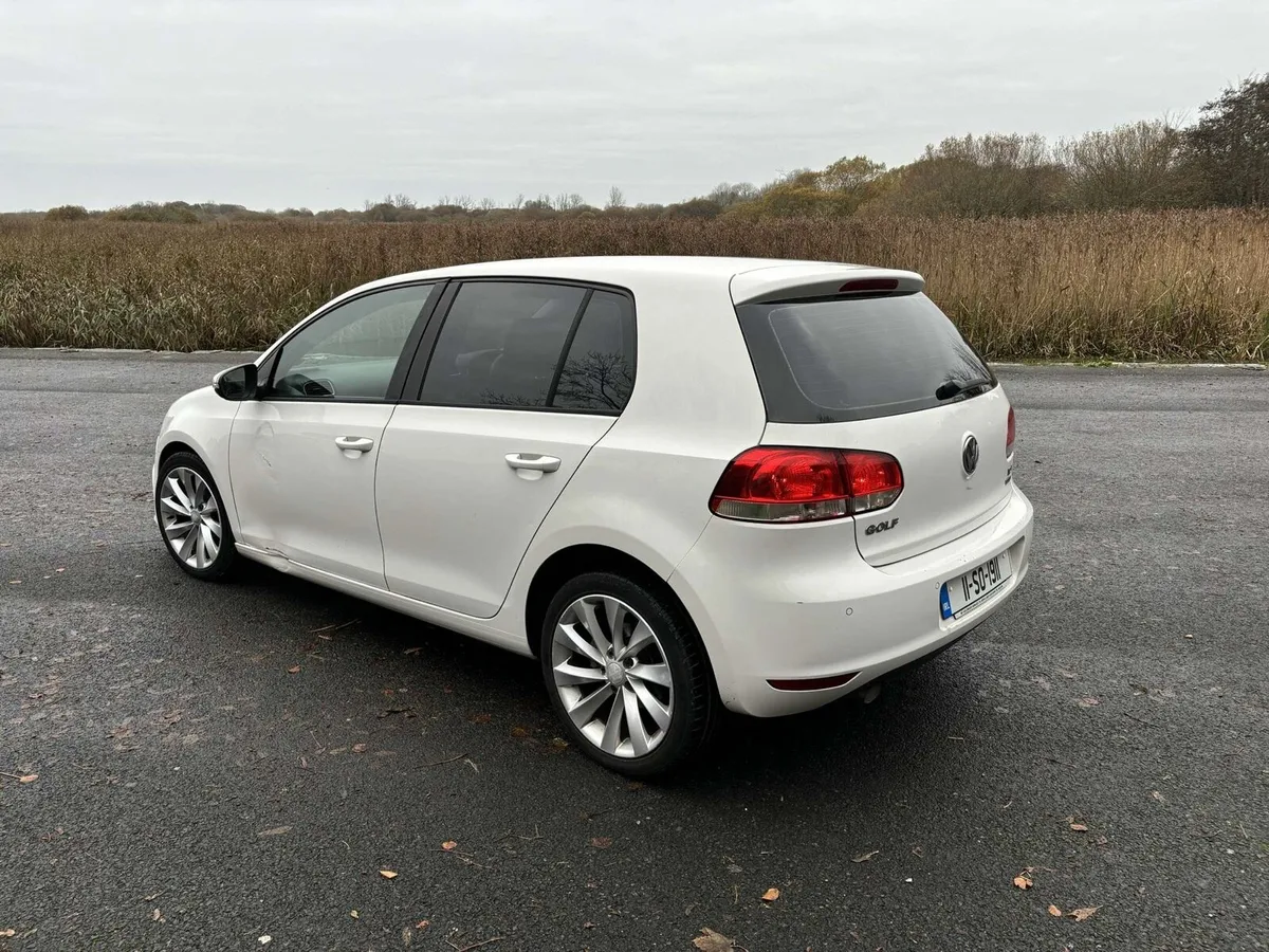 VW Golf 2011 1.6TDI - Image 3