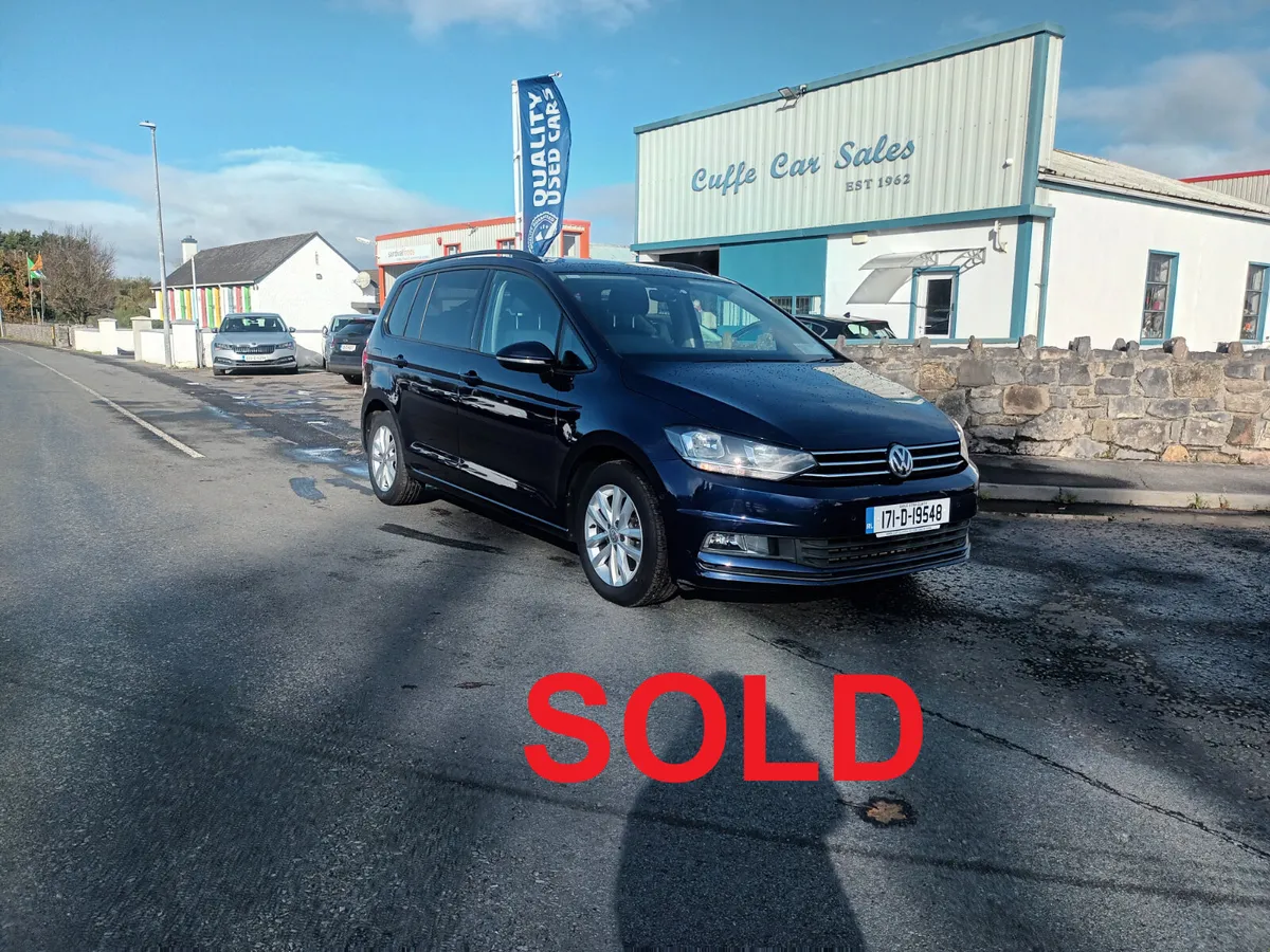 2017 VW Touran CL BLUEMOTION 1.6 TDI 7 Seater - Image 1