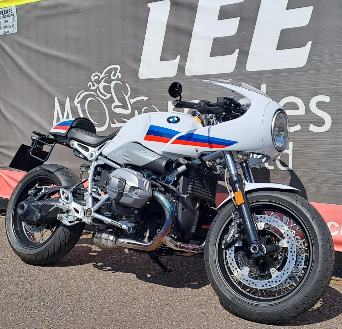 2018 BMW R NINE T RACER - Image 2