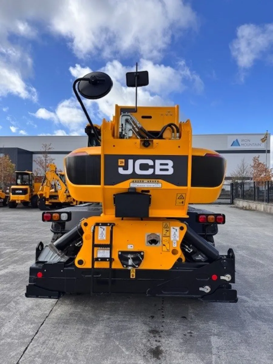 NEW JCB 558-260R ROTATING TELEHANDLER - Image 3