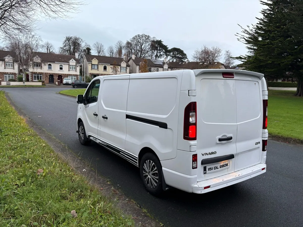 2015 Vauxhall Vivaro - Image 4