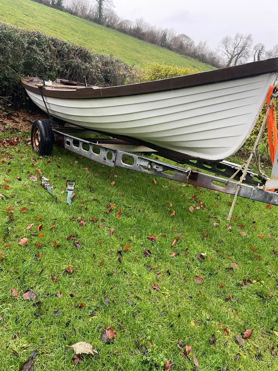 Sheelin lake boat - Image 1