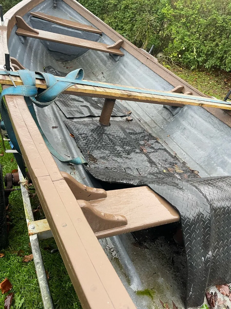 Sheelin lake boat - Image 2